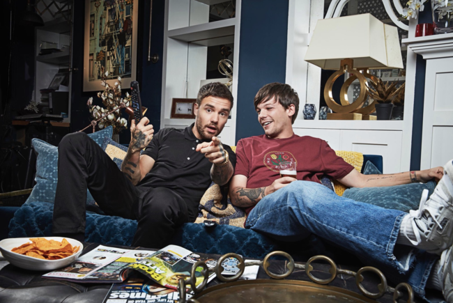 One Direction'dan Liam Payne ve Louis Tomlinson Komik Gogglebox Klipte Sarsıldı