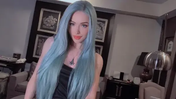Valeria Lukyanova