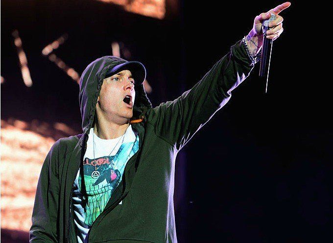 Har Eminems nye album en udgivelsesdato fra november 2017?