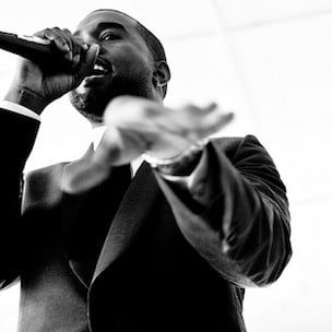 Kanye West slipper Remix 'All of the Lights' med Drake, Big Sean