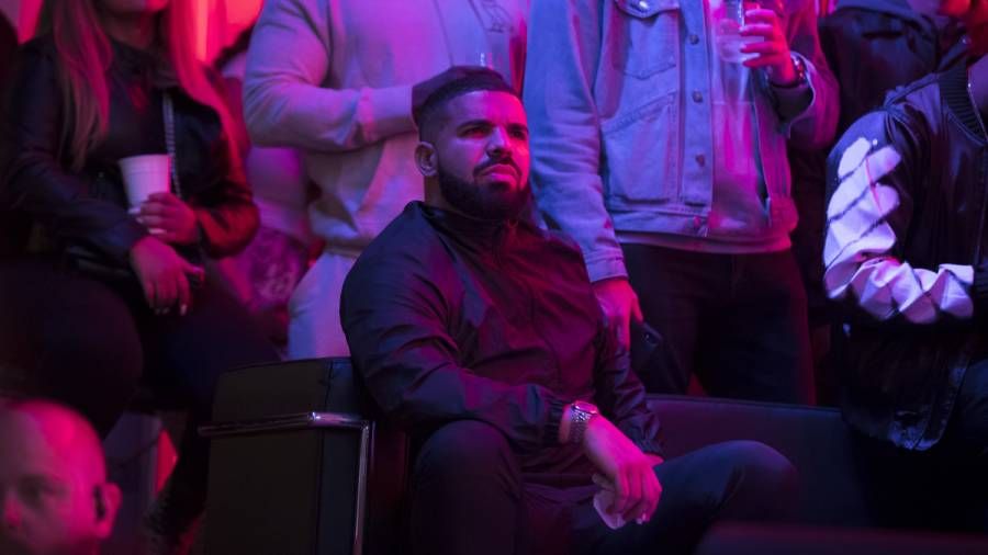 Drake salvestab pärast operatsiooni voodist uut muusikat