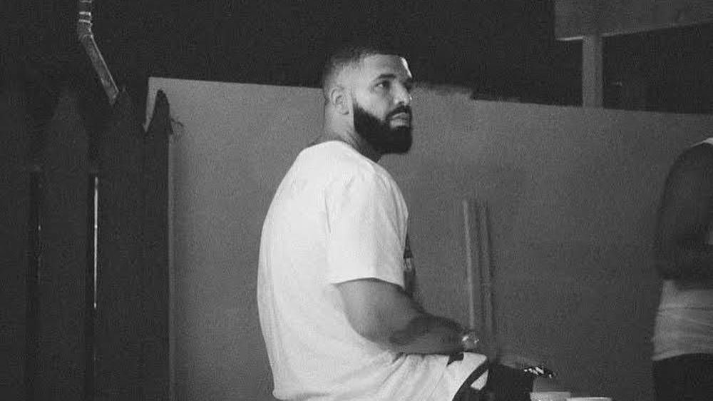 Drake rappandi á arabísku hvetur til ótal meme