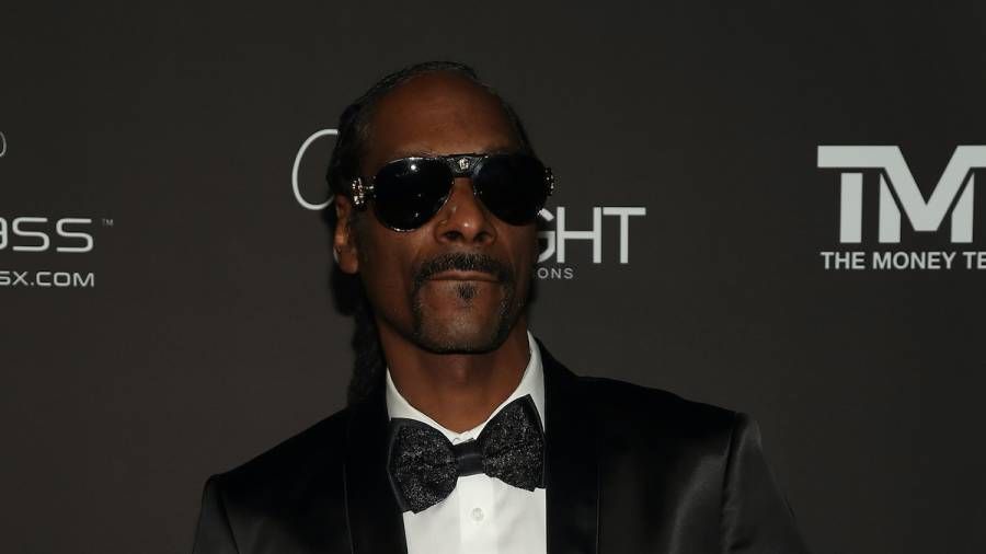 Snoop Dogg- ը սկսում է բջջային խաղը