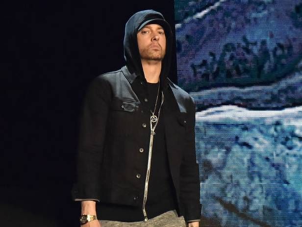 Eminem gjenoppliver oversett