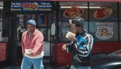   Kendrick Lamar kann im „Not Like Us“-Video für immer kostenlos im Burger Spot essen