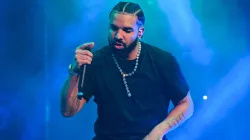   Drake 'ankoilee' äänekkäästi, sanoo festivaalin perustaja: 'Tarjoimme hänelle kolme yötä