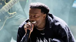   Playboi Carti съди от певицата Blakk Soul през 2017 г. „Kelly K“