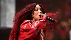   SZA, yeni ile Super Bowl Cameo'dan yararlanıyor'Lana' Deluxe Songs: Listen