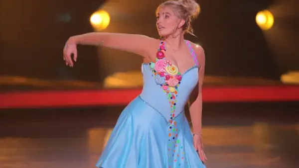 Dancing on Ice: Sarina Nowak