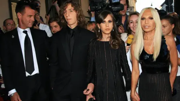 Donatella Versace mit Kindern