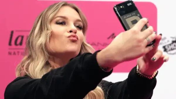 Dagi Bee