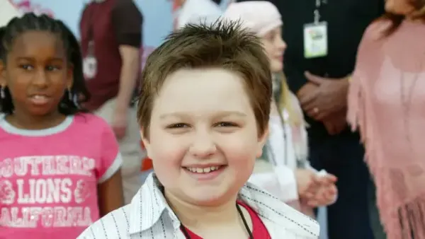 Angus T. Jones 2004