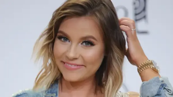 Dagi Bee
