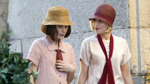 Nadia de Santiago und Ana Fernandez