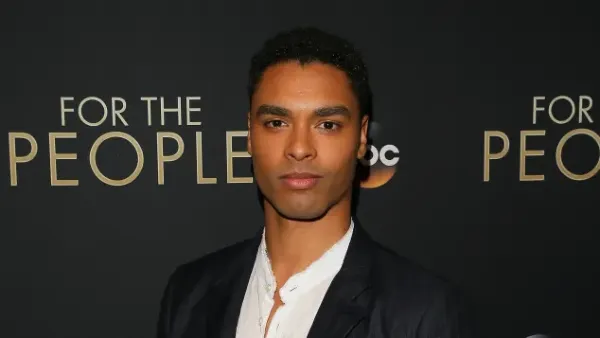 Regé-Jean Page 
