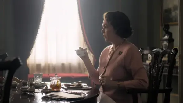 The Crown: Olivia Colman