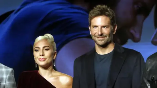 Lady Gaga und Bradley Cooper singen in A Star is Born